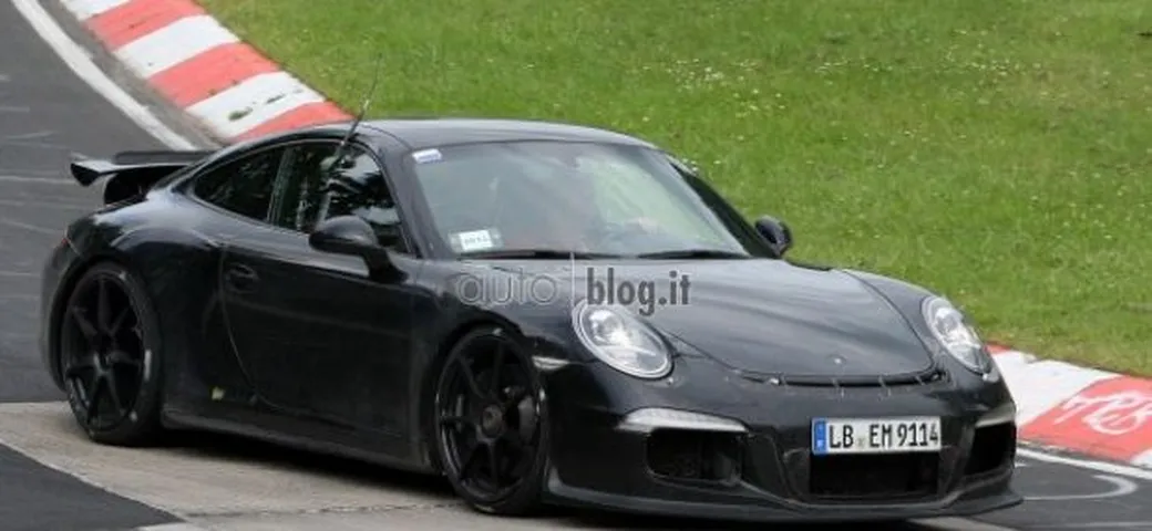Salone di Parigi 2012: Porsche presenterà un nuovo modello