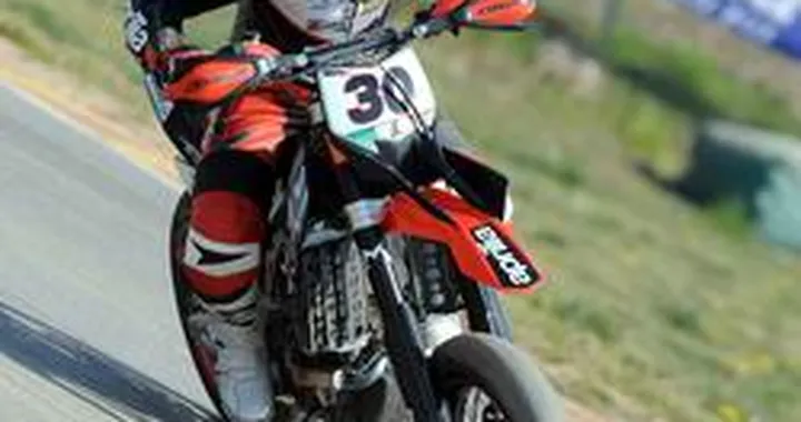 Lazzarini e Gaspardone conquistano la prima di Ottobiano Supermoto