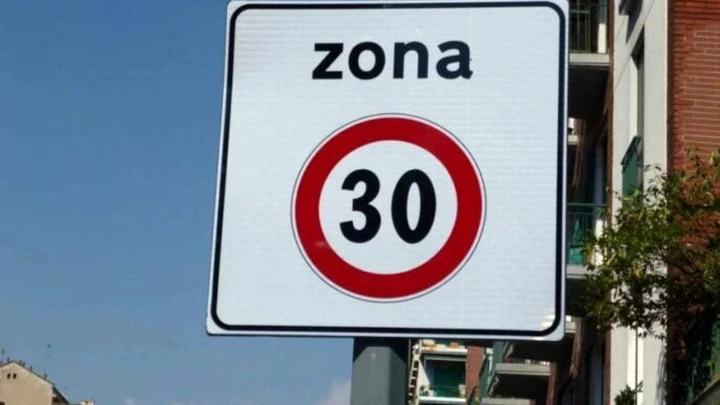 Roma, il centro storico diventa Zona 30: quando sarà attiva