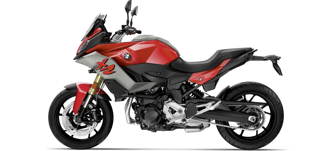 BMW, un successo i primi test delle F 900. Ecco le nuove formule di noleggio e prova