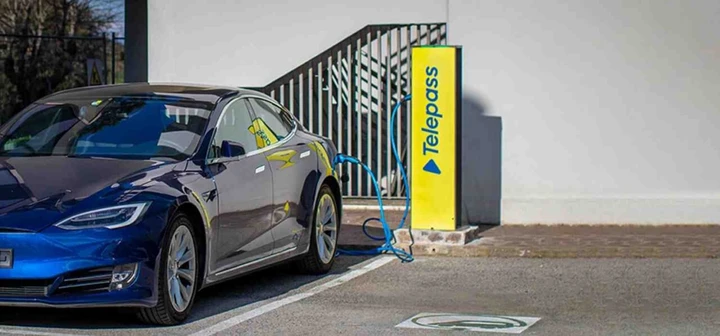 Telepass e Atlante unite per la ricarica veloce degli EV