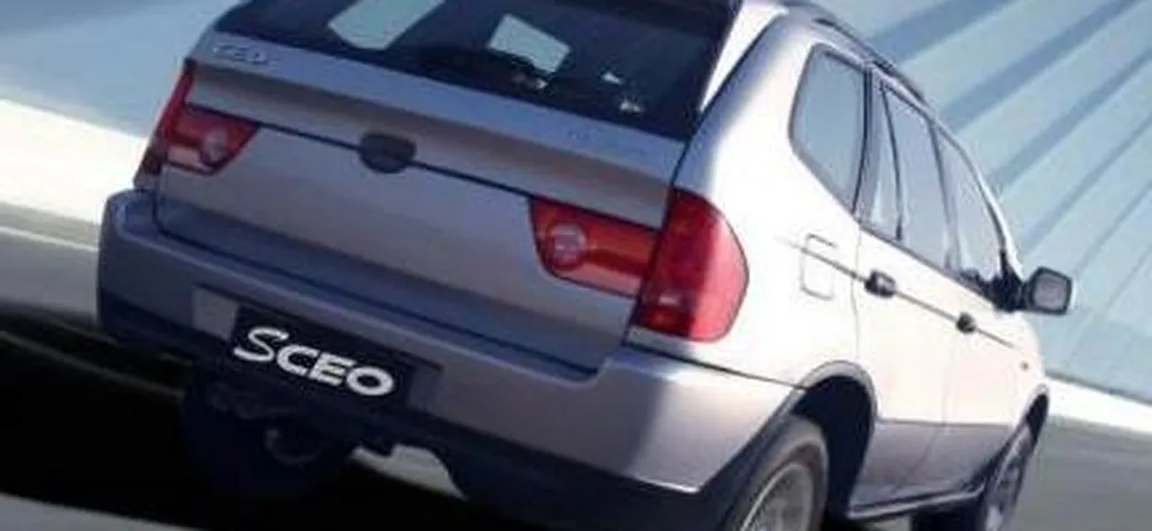 Shuanghuan CEO: il clone della Bmw X5 vince contro Bmw