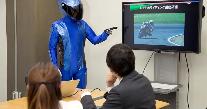 Yamaha: il ritorno di Motobot