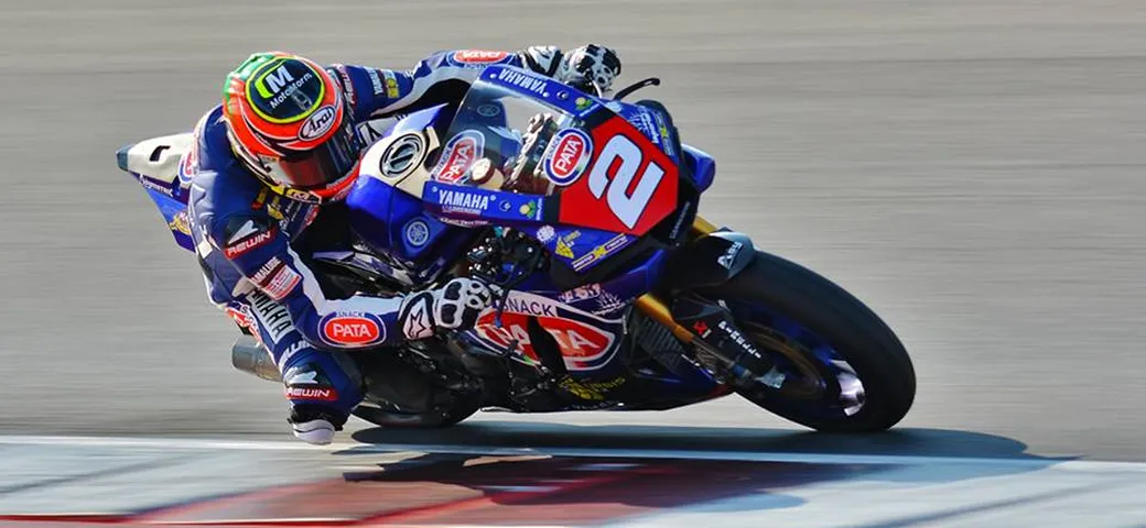 Superstock 1000, Donington: Tamburini 1° nel Day-1