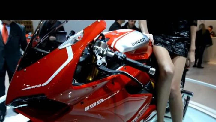 Video Ducati 1199 Panigale R @ Salone Eicma di Milano