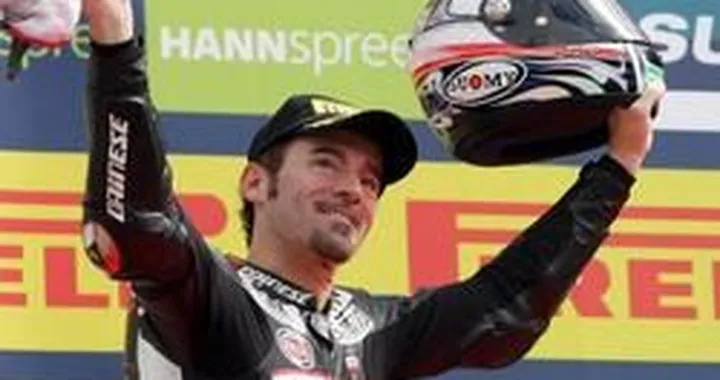 Max Biaggi: "Tutto OK. Solo lividi ed un gran mal di testa"