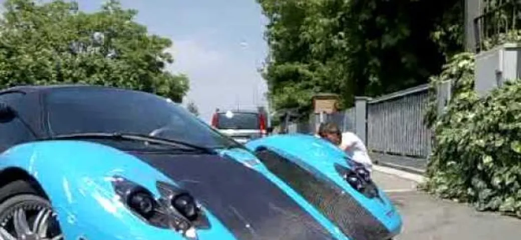 Pagani Zonda Uno: foto e video su strada