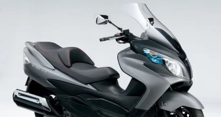 Suzuki Burgman 400 Lux