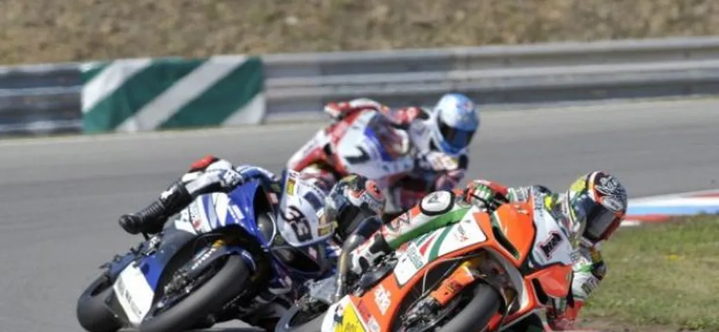 SBK, Nurburgring: Checa, Biaggi e Melandri allo sprint finale