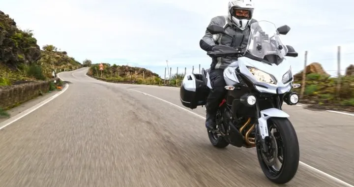 Kawasaki Versys 650 MY 2015: il nostro test su strada