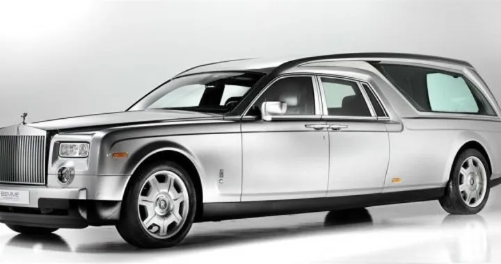 Rolls-Royce Phantom Hearse B12: il carro funebre di lusso fotografato da GFWilliams