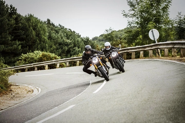 Triumph Thruxton 2016