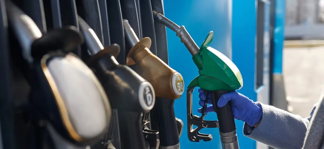Addio alla Svizzera come paradiso della benzina