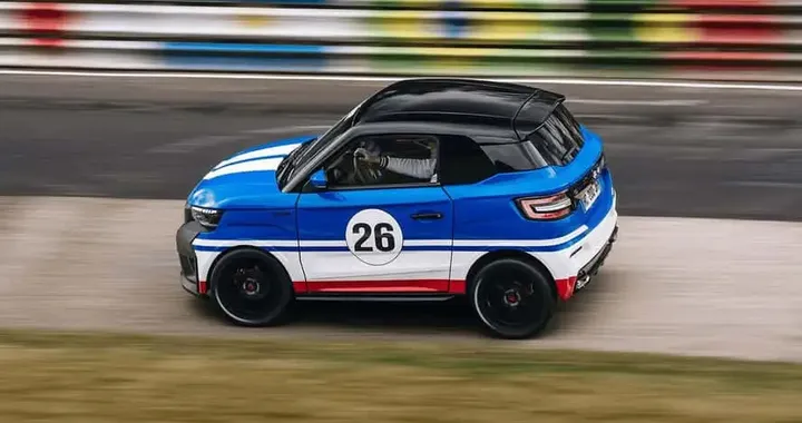 L'auto più lenta ad aver calcato l'asfalto del Nurburgring: 28 minuti al giro