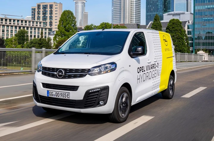 Stellantis dice addio all’idrogeno: stop allo sviluppo dei veicoli Fuel Cell