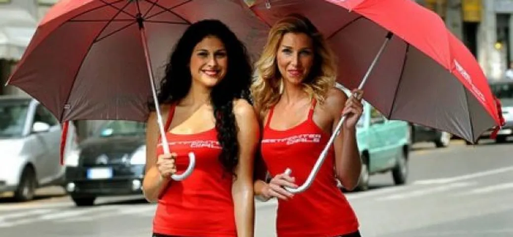Ducati Streetfighter Girls