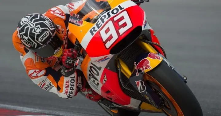 Test MotoGP Sepang 2015: Zampata di Marquez che precede Rossi e Lorenzo nel Day-1 [Foto]