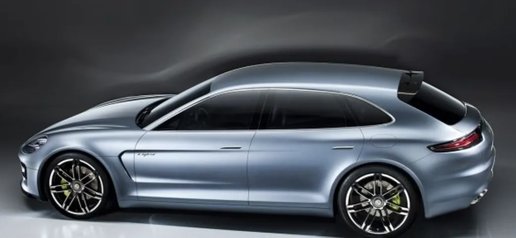 Porsche Pajun: la baby-Panamera potrebbe essere solo elettrica