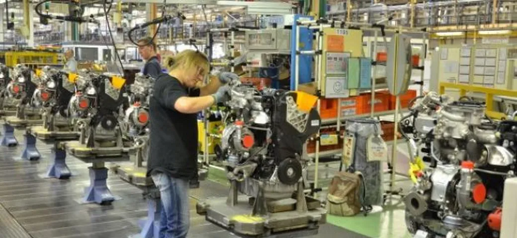 Stabilimento Renault di Cleon: visita alla fabbrica del nuovo 1.6 dci 130 Energy