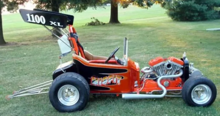 T-Bucket Roadster con motore Harley in vendita su eBay