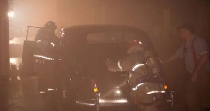 I vigili del fuoco salvano il garage: erano custodite auto per 2.5 milioni