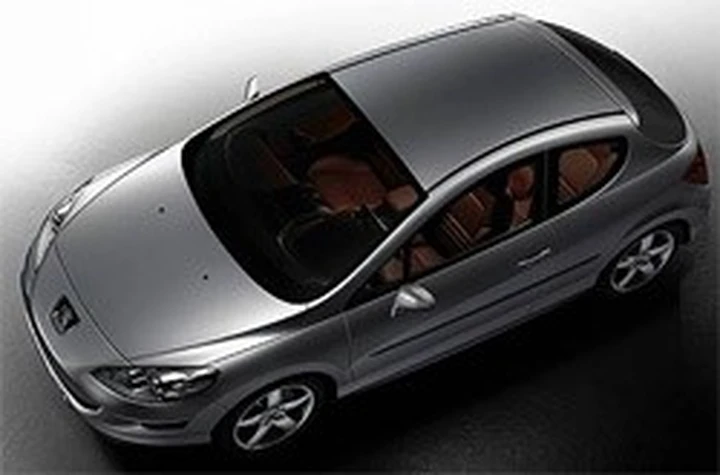 La Peugeot 308 attesa per il 2007