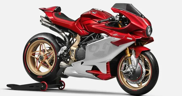 MV Agusta in arrivo la Superveloce 1000?