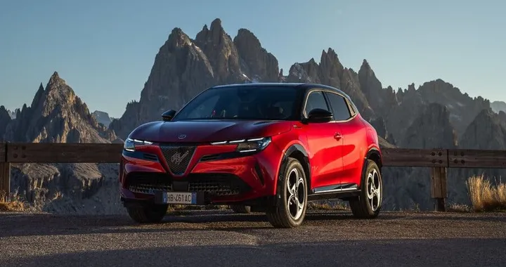 Alfa Romeo Junior Sport Speciale, cosa offre il nuovo allestimento