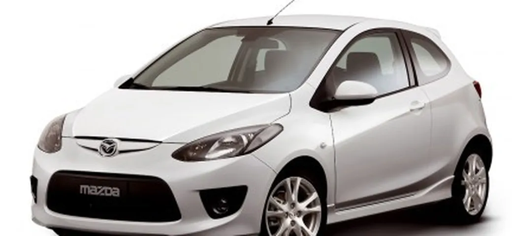 Ginevra 2008: Mazda 2 3 porte