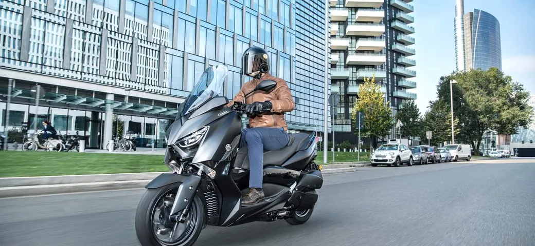 Scooter 2019: i modelli a ruote alte da 200 a 300 di cilindrata