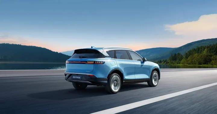 Voyah Free, il nuovo SUV elettrico cinese da 600 km di autonomia