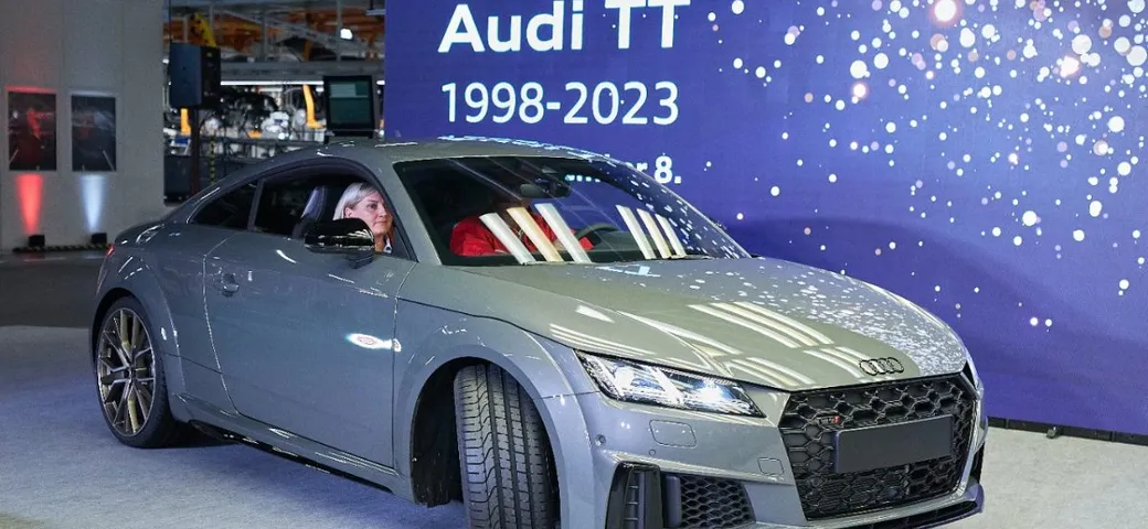 Nuova Audi TT elettrica, ipotesi debutto a Monaco: cosa conosciamo