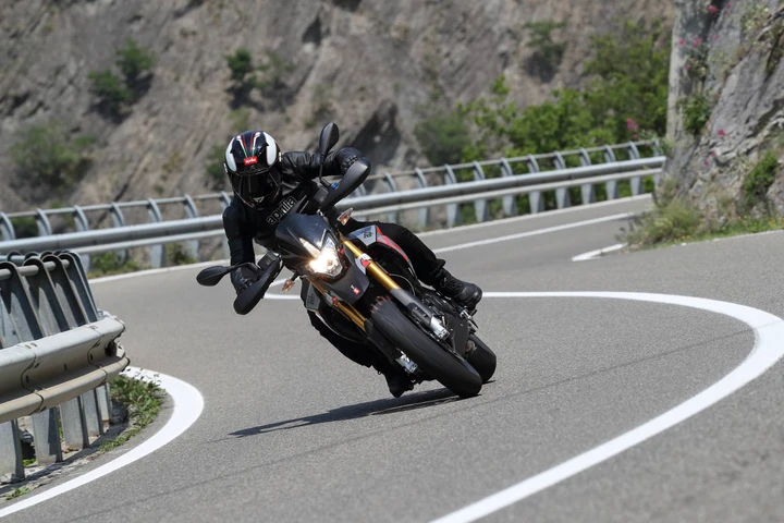 Aprilia e Moto Guzzi: le date del Moto Tour 2018