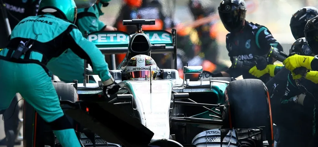 F1 GP Silverstone 2015 | Gara | Vince Hamilton, Vettel terzo