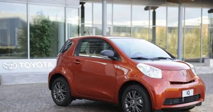 Toyota iQ Tobasco