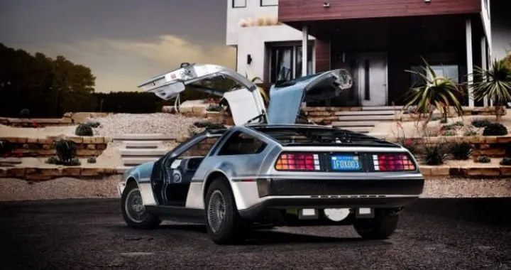 DeLorean DMC-12 EV