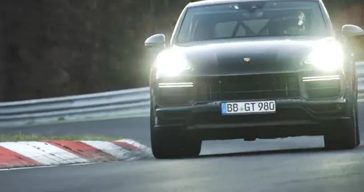 Porsche Cayenne: il record al Nürburgring