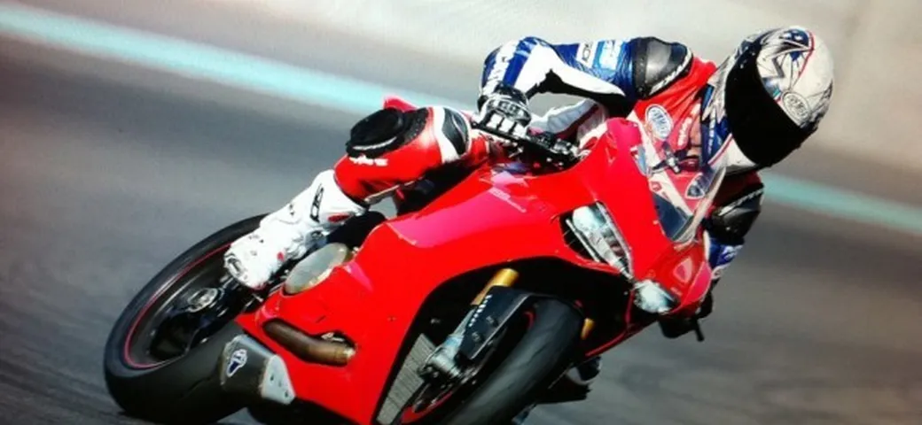 Troy Bayliss torna a Misano per test con la Panigale
