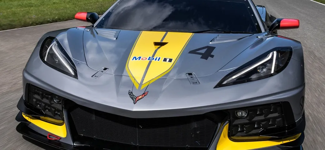 Corvette C8.R: la versione da corsa