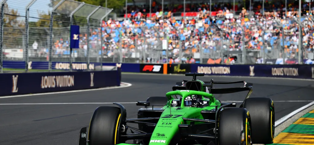 F1 GP Australia 2025: McLaren domina, Ferrari in difficoltà