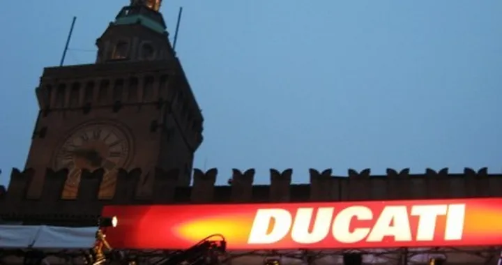 Ducati ha festeggiato i suoi campioni in Piazza