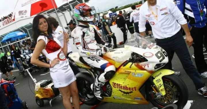 WSBK, Phillip Island: Paddock Girls e Umbrella Girls australiane