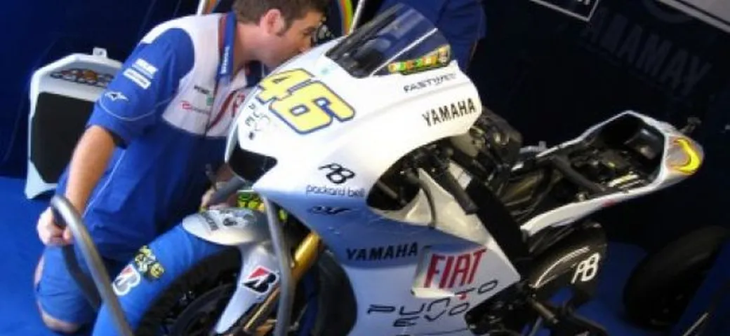 Motoblog live @ In pit lane con il Team Fiat Yamaha