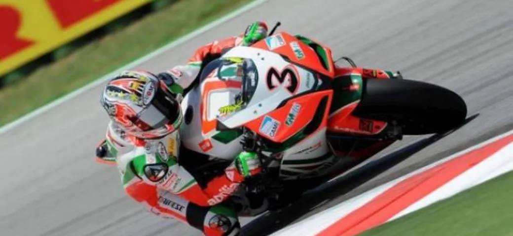 WSBK Ok Corral: a Misano vince l'Italia! Trionfo di Biaggi-Aprilia!