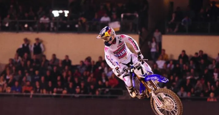 AMA Supercross: trionfo di James Stewart