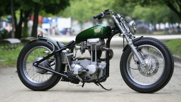 Heiwa Motorcycle: stile giapponese su vecchie glorie inglesi