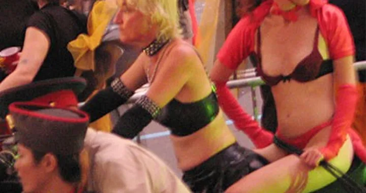 Dykes on Bikes - orgoglio lesbico in moto