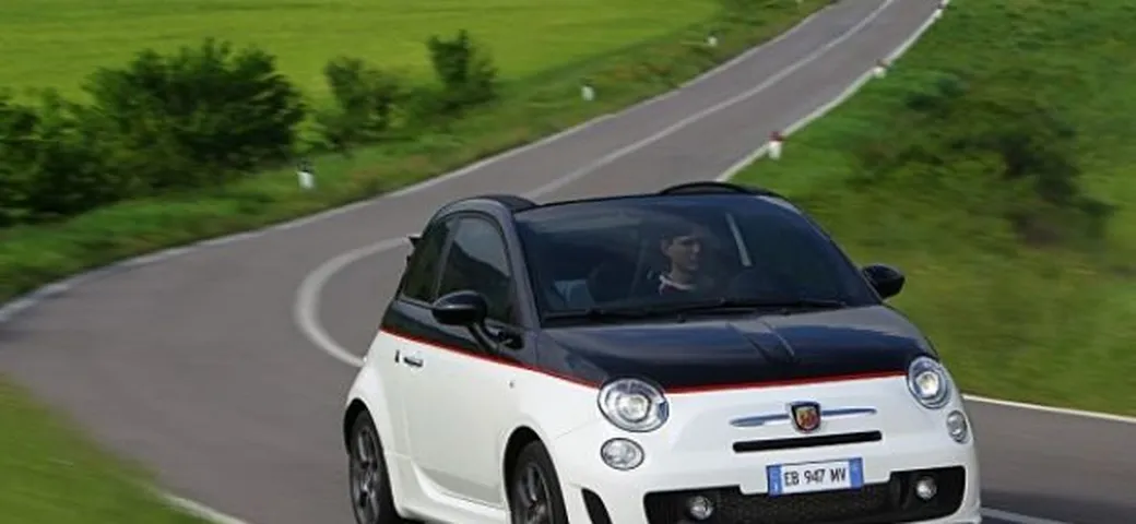 Abarth 500C: tutti i dettagli