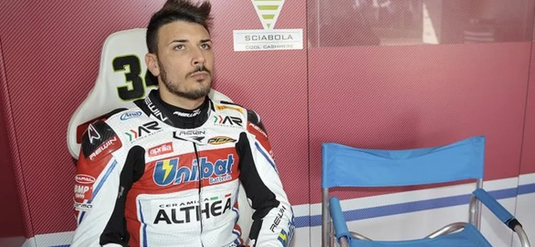 SBK Assen: Giugliano davanti a Sykes nella Q2, BMW in difficoltà