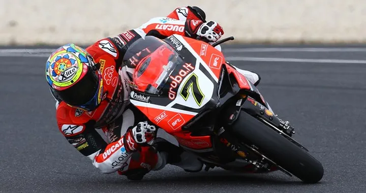 SBK Imola 2016, FP2: ancora Davies, davanti a Sykes e Rea